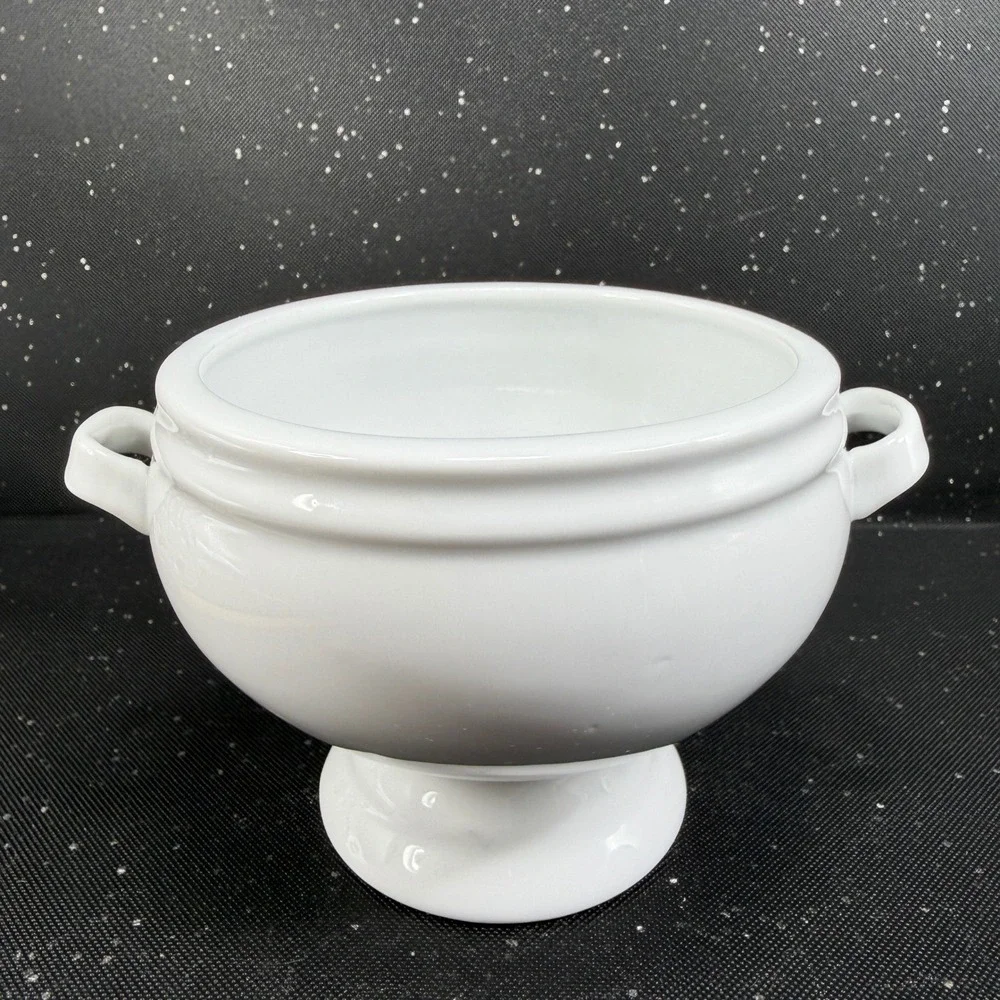 Crate & Barrel White Porcelain Footed Soup Bowls Dishes with Handles Set of 2